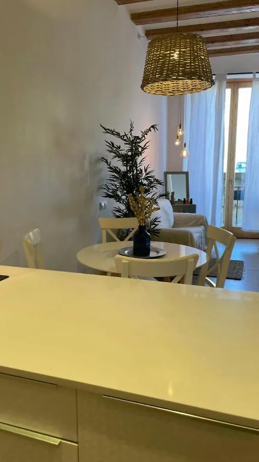 Civico 2 Barcelona Apartment